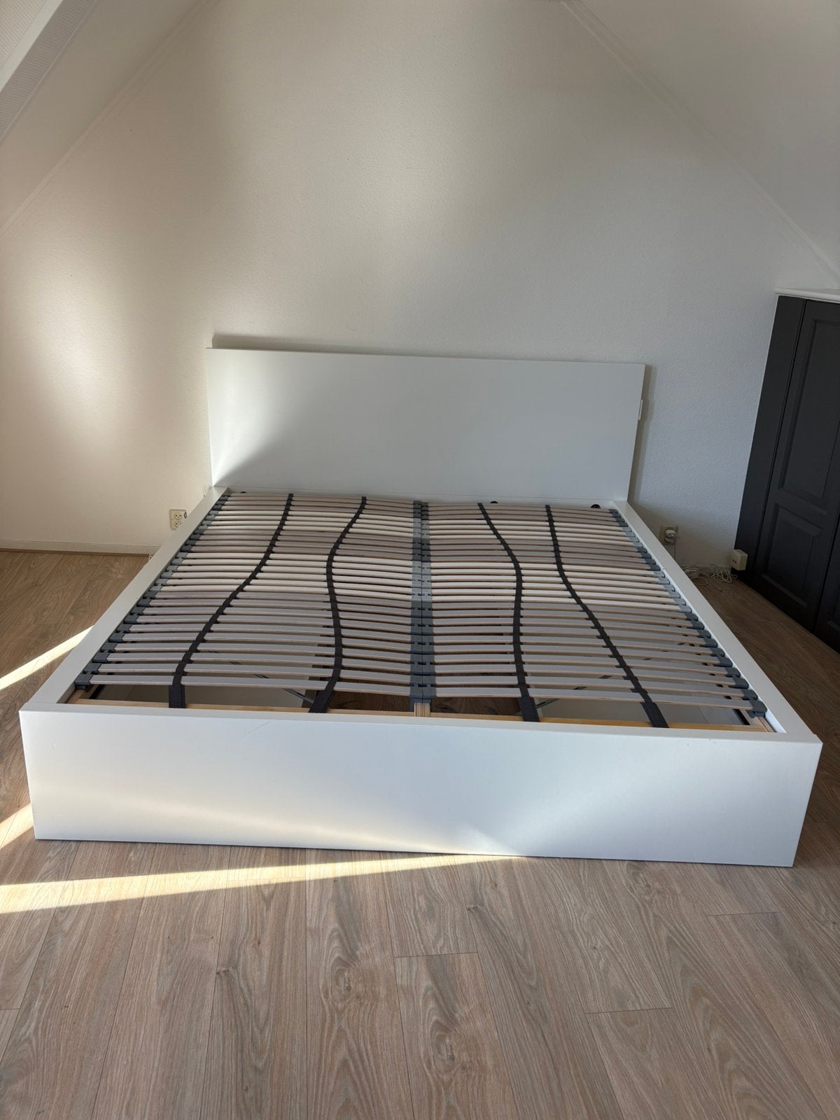 Ikea Malm bed 180x200, Ophalen, Wit, Tweepersoons, Zo goed als nieuw