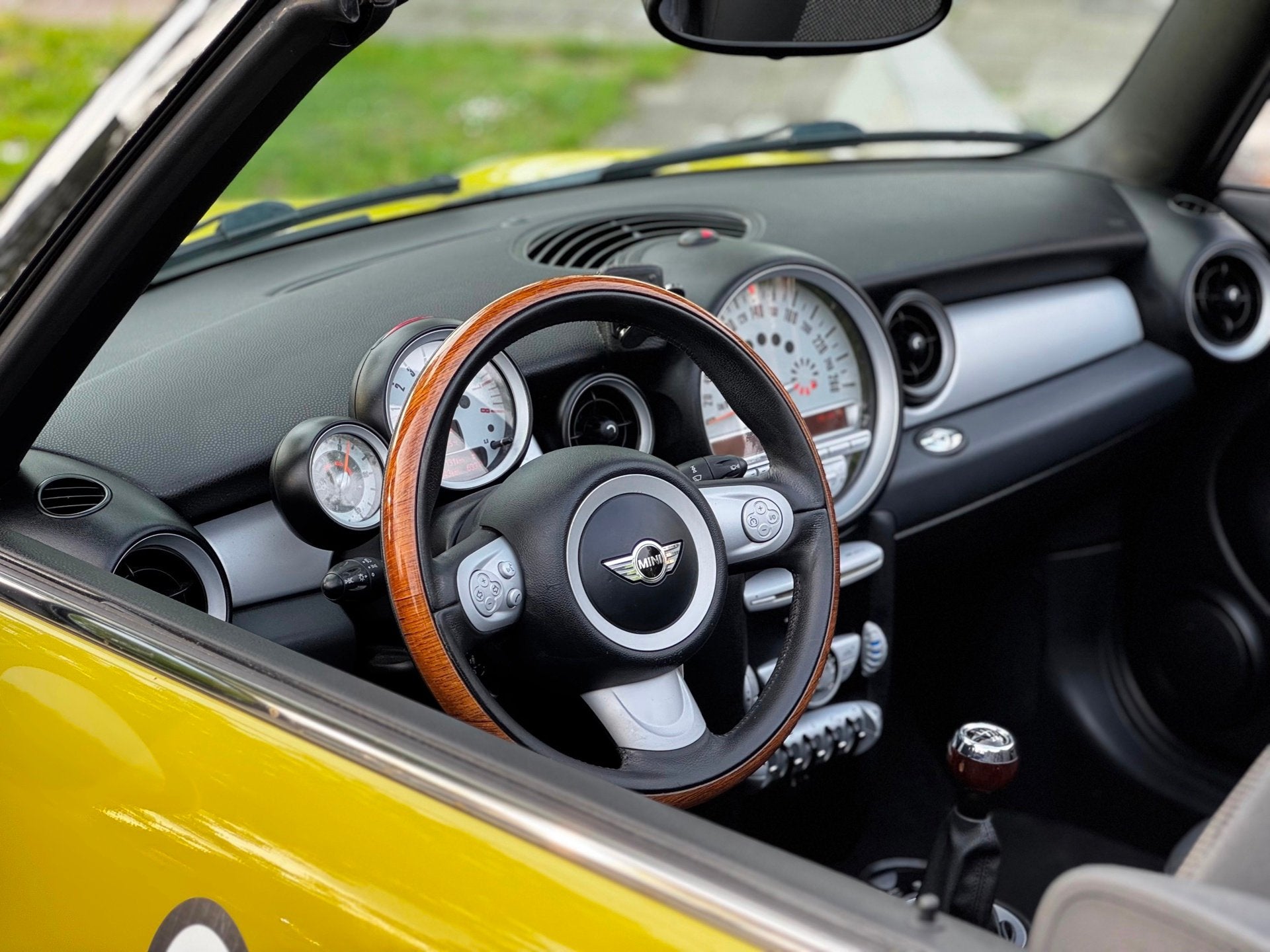 Mini Mini Cabrio 1.6 Cooper Pepper|APK13-05-2027|AIRCO|PSENS, Gebruikt, 4 cilinders, Cabriolet, 4 stoelen