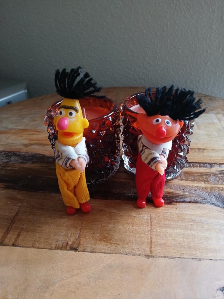 Knijppoppetjes Ernie en Bert, Verzamelen, Ophalen of Verzenden, Zo goed als nieuw