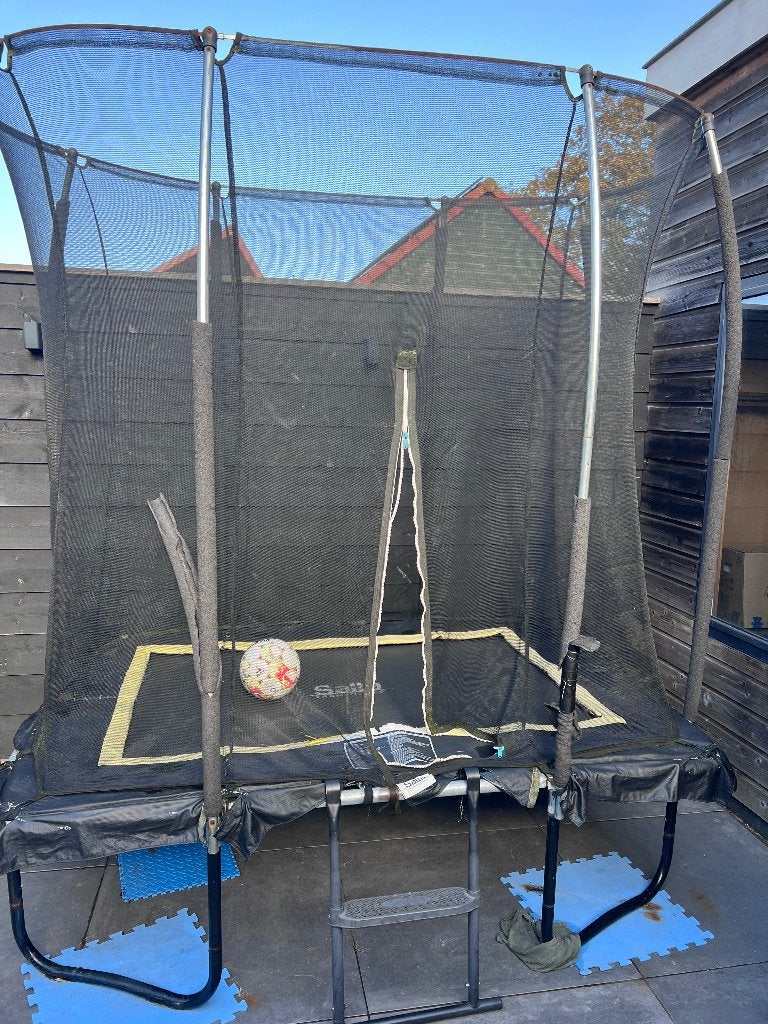 Trampoline, Ophalen, Gebruikt