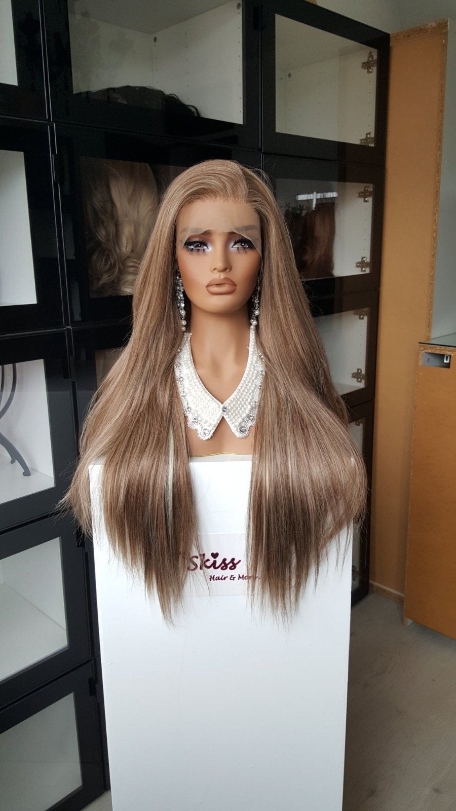 Luxe Lace Pruik: Licht bruin met Blond gemixt - Stijl 70cm, Ophalen of Verzenden, Nieuw, Pruik of Haarverlenging