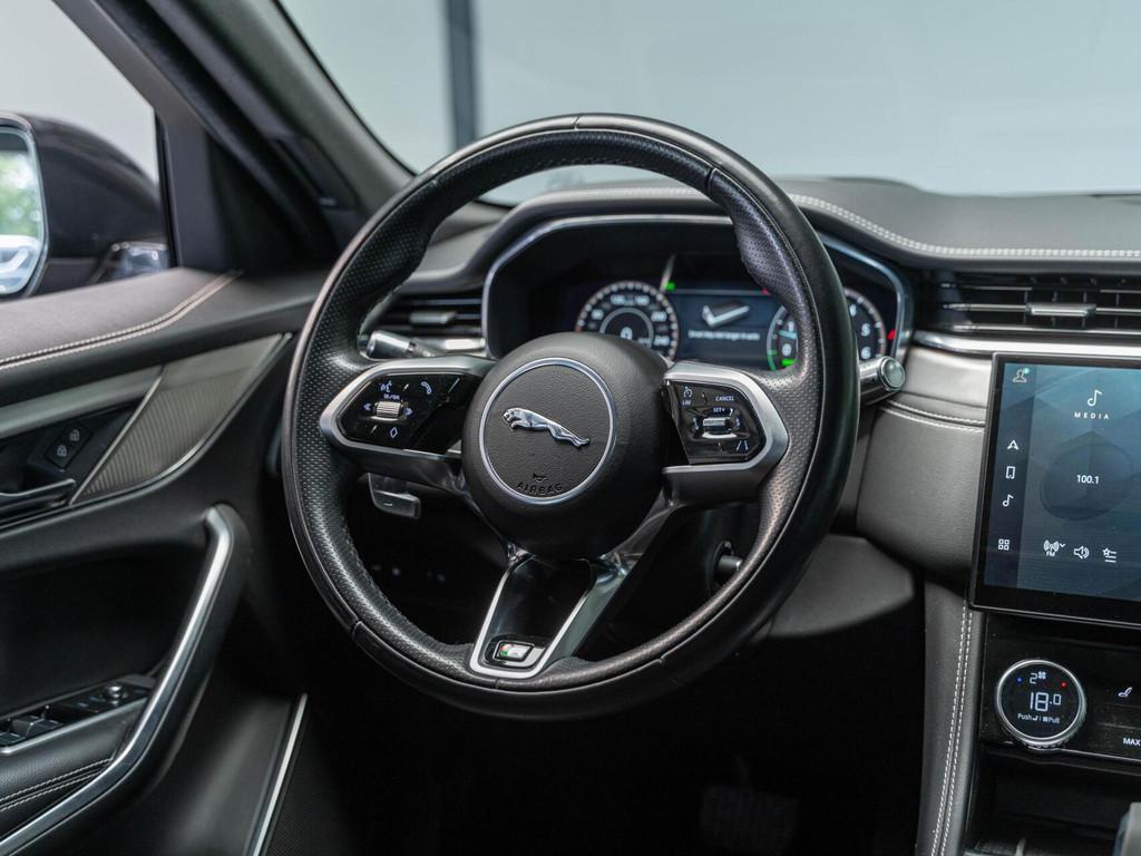 Jaguar F-Pace 2.0 P400e PHEV R-Dynamic Pano HuD 360° FULL, Auto's, Jaguar, Automaat, Gebruikt, Zwart, 4 cilinders
