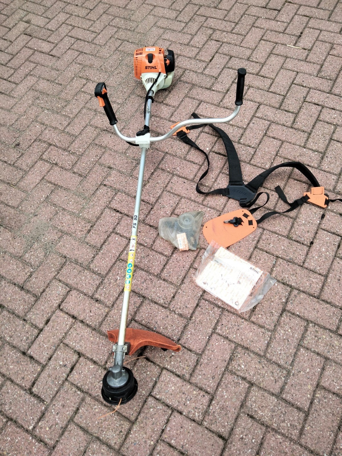 stihl bosmaaier fs 90, Ophalen, Gebruikt, Benzine, Stihl