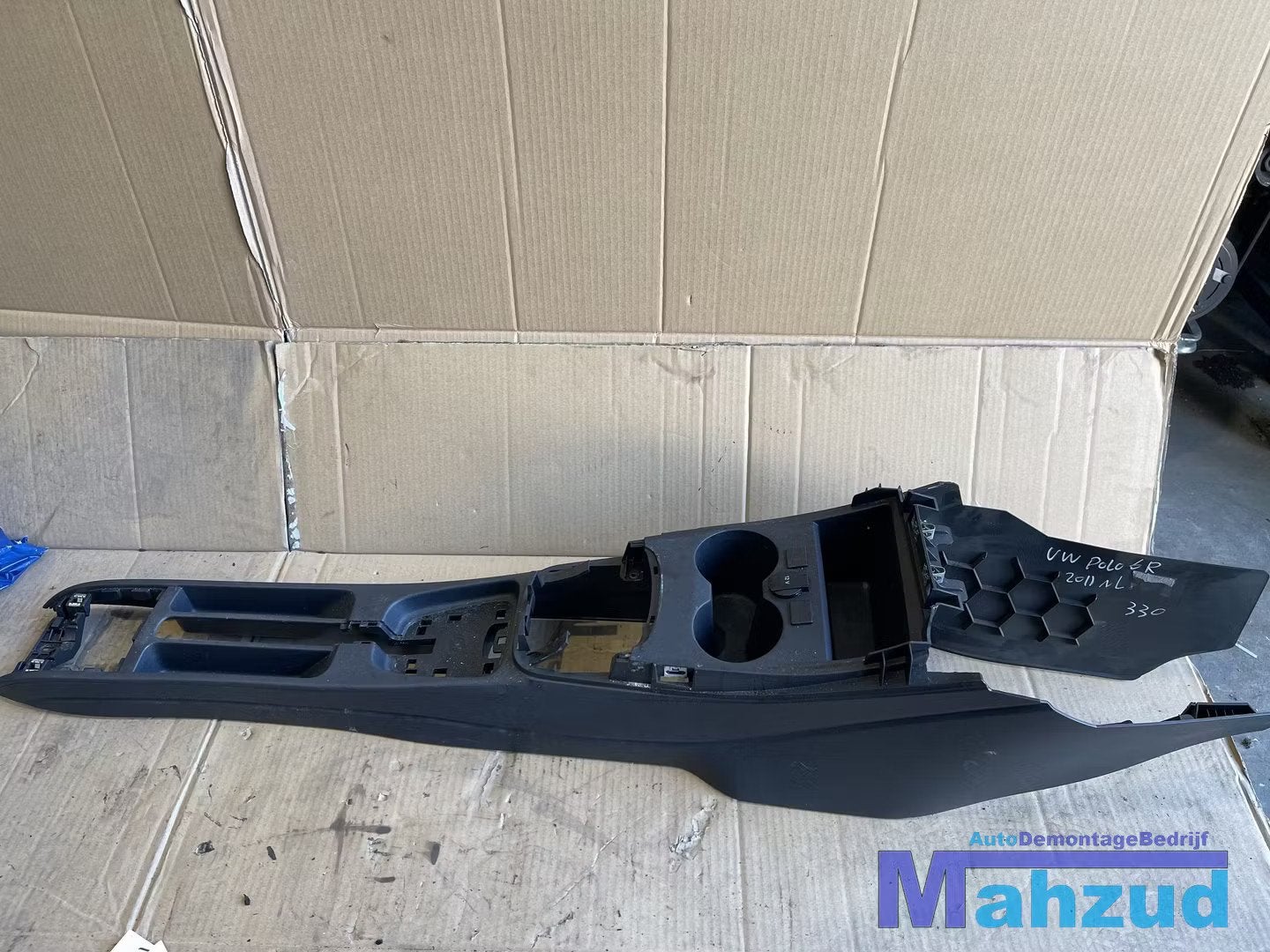 VW POLO 6R middenconsole bekerhouden 12v aansteker 2009-2017, Gebruikt, Volkswagen, Volkswagen AG, Berliner Ring 2
38440  Wolfsburg, DE