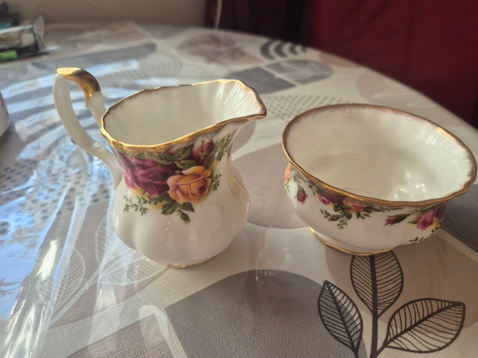 Royal Albert Old Country Roses Melkkan en Suikerpot, Ophalen