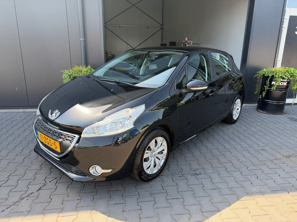 Peugeot 208 1.2 VTi Access, Auto's, Voorwielaandrijving, Euro 5, Stof, Gebruikt