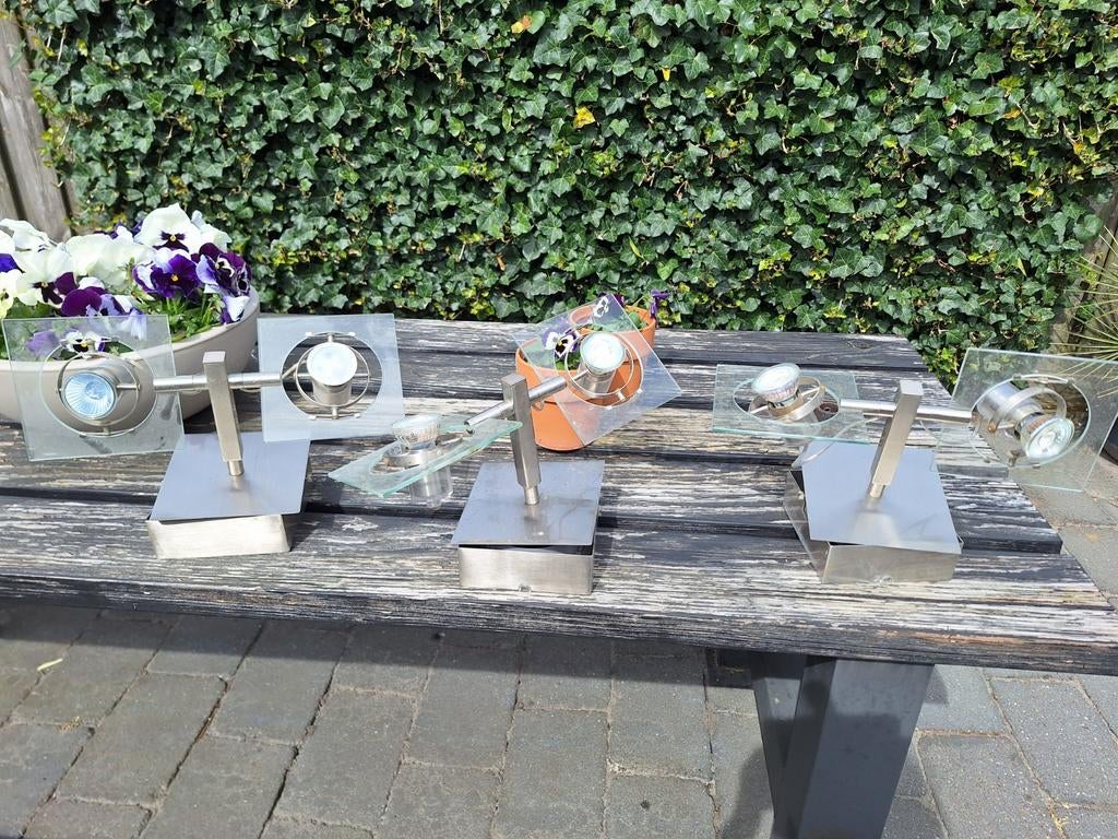 3 dubbele spots, alle kanten op te draaien, Ophalen