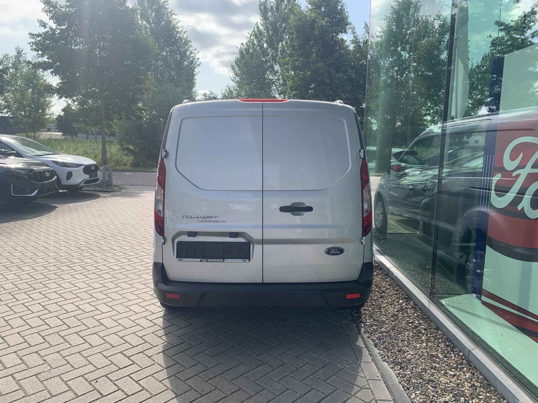 Ford Transit Connect 1.5 EcoBlue L2 Trend | Trekhaak | Airco, Voorwielaandrijving, Stof, Gebruikt, Euro 6