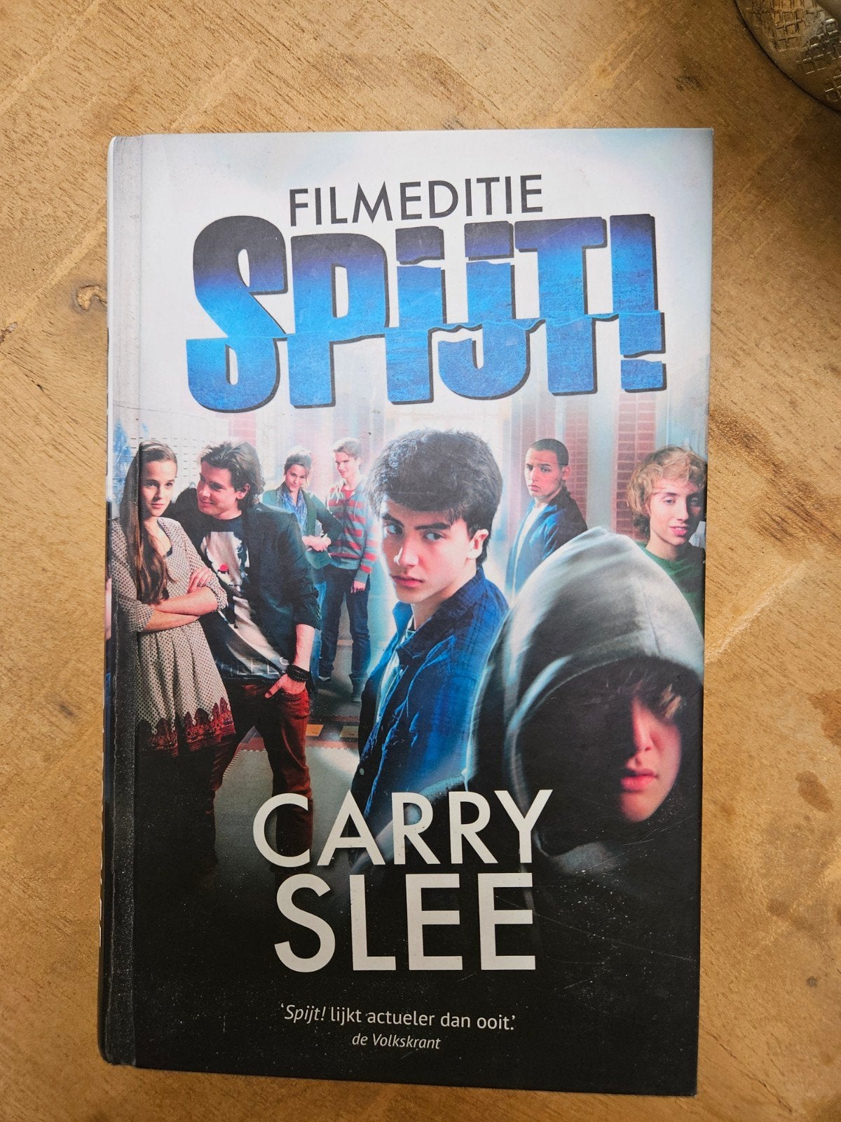 Spijt! Filmeditie - Carry Slee (Jeugdboek), Boeken, Ophalen of Verzenden, Zo goed als nieuw, Carry Slee, Fictie