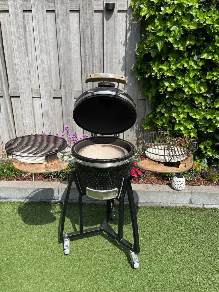 Patton 16 inch Kamado incl diverse accessoires, Ophalen, Zo goed als nieuw