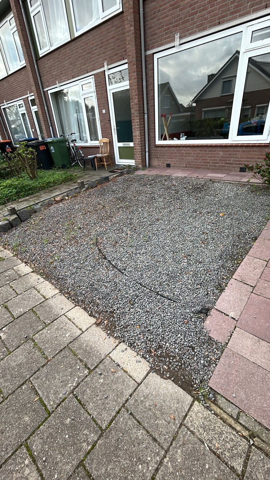 Grijs grind gratis af te halen (zelf uitscheppen), Tuin en Terras, Ophalen, Gebruikt, Grijs, Grind