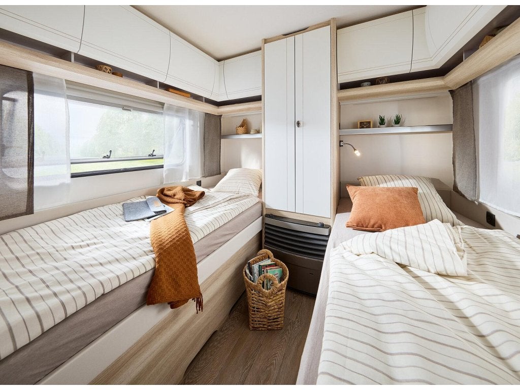 Hobby De Luxe 460 LU, Caravans en Kamperen, Rondzit, Hobby, Bedrijf, 5 tot 6 meter
