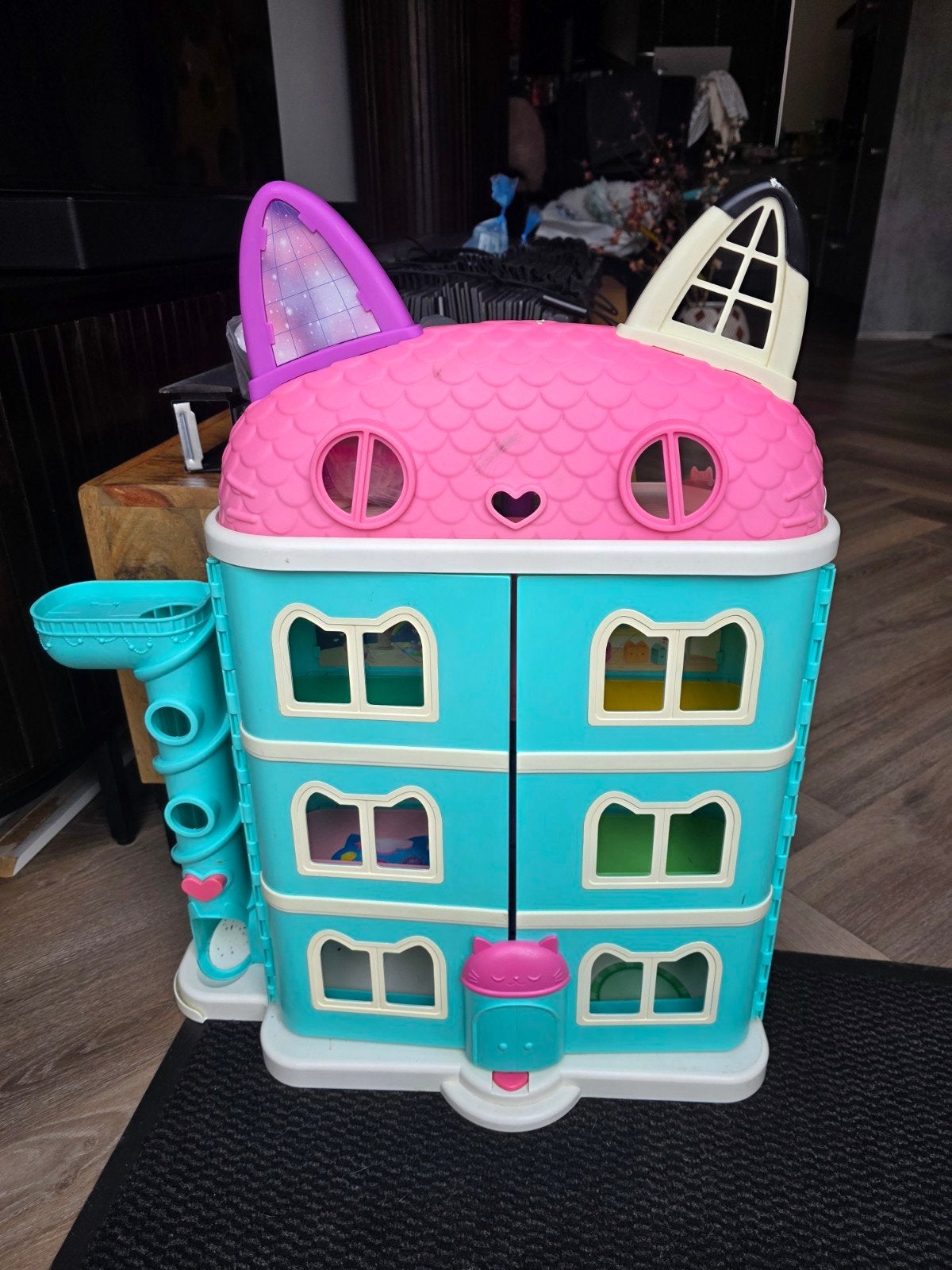 Gaby's Poppenhuis met poppetjes en accessoires, Ophalen, Gebruikt, Poppenhuis