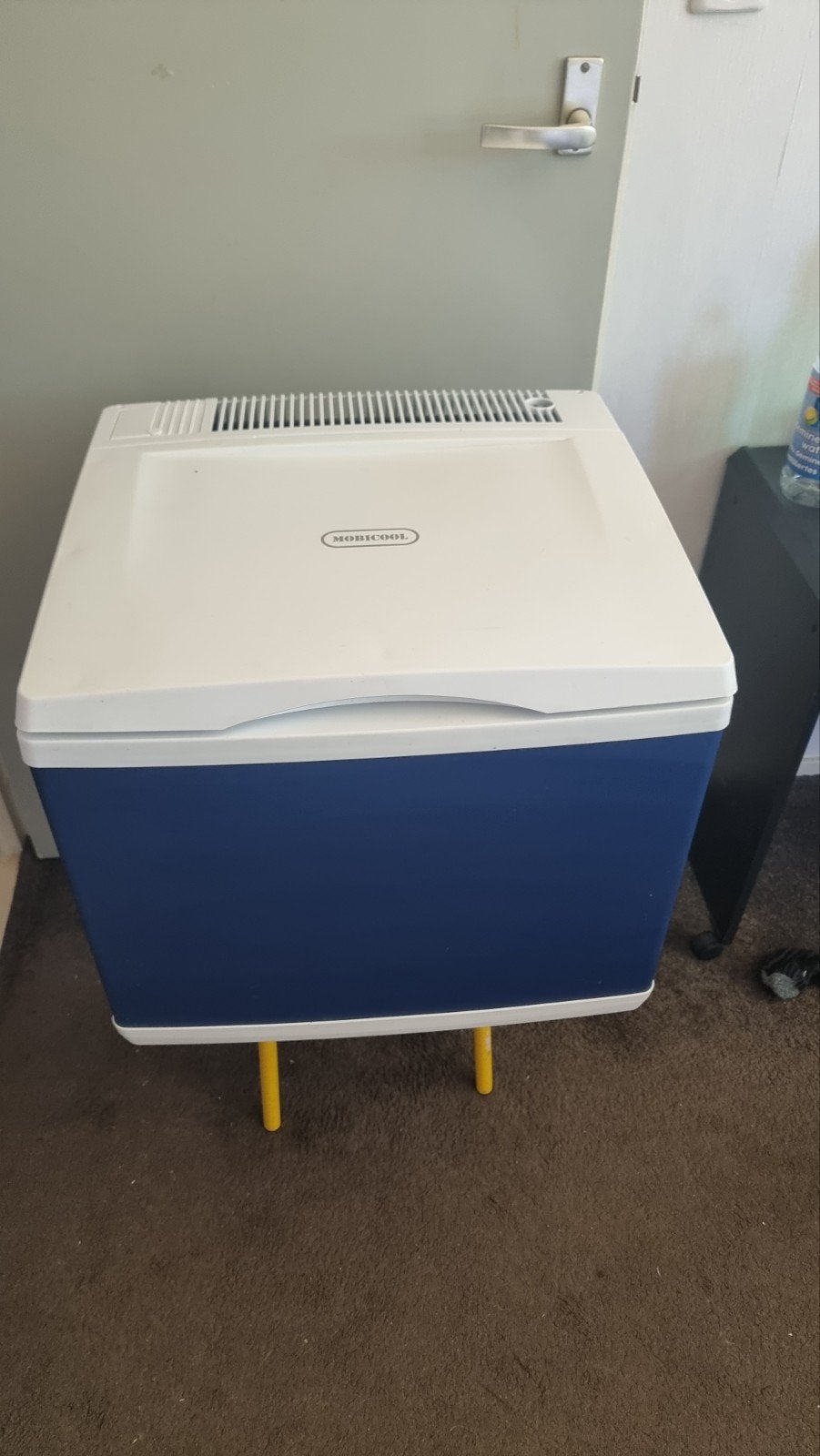te koop mb40, Ophalen, Zo goed als nieuw, Koelbox, Compressor