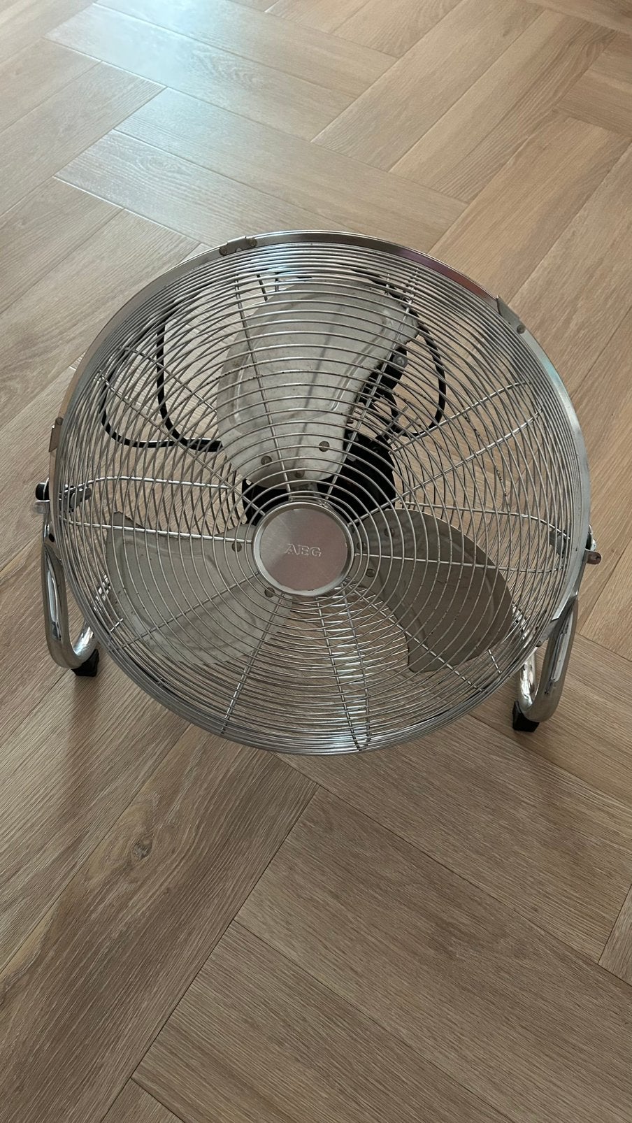 Vloerventilator AEG VL 5606 WM N in prima staat, Witgoed en Apparatuur, Ventilatoren, Ophalen of Verzenden, Zo goed als nieuw
