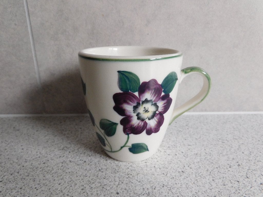 Senseo Mok 150 ml. Clematis Vic's Handpainted, Overige merken, Zo goed als nieuw, Overige stijlen, Porselein