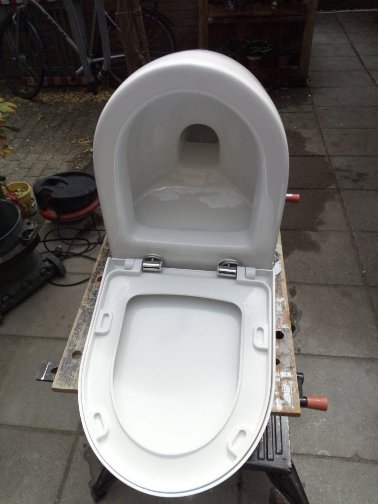 Hangtoilet Plieger, Ophalen, Zo goed als nieuw, Steen, Toilet