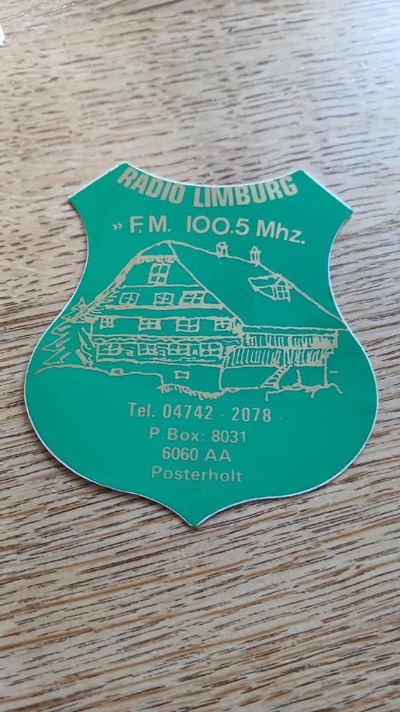 Sticker piraat amateurzender Radio Limburg, POSTERHOLT, Ophalen of Verzenden, Zo goed als nieuw, Film, Tv of Omroep