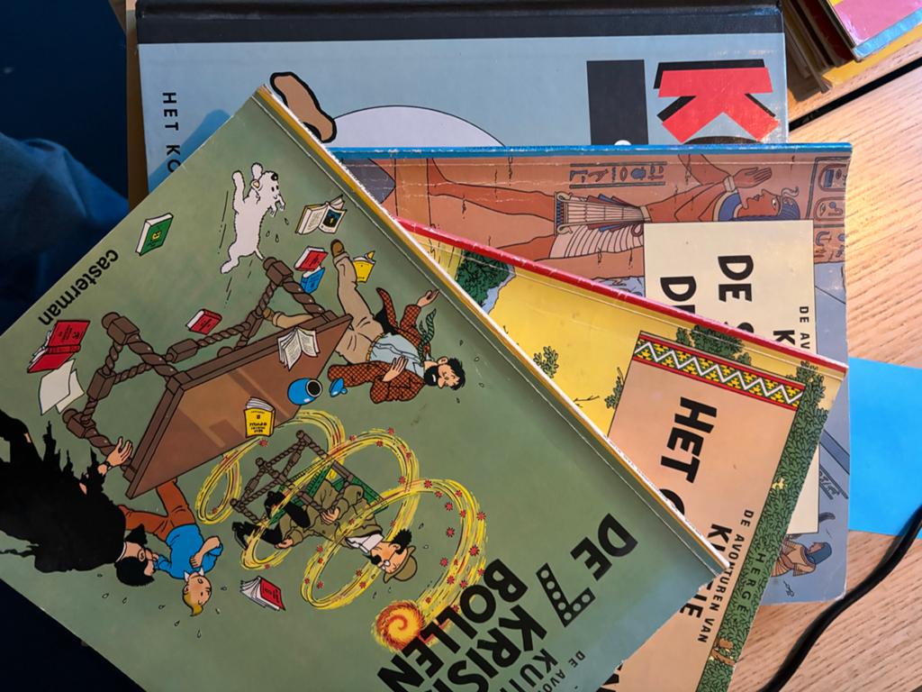 Diverse stripboeken: oa Kuifje, Suske en Wiske, Asterix, Meerdere stripboeken, Ophalen, Gelezen