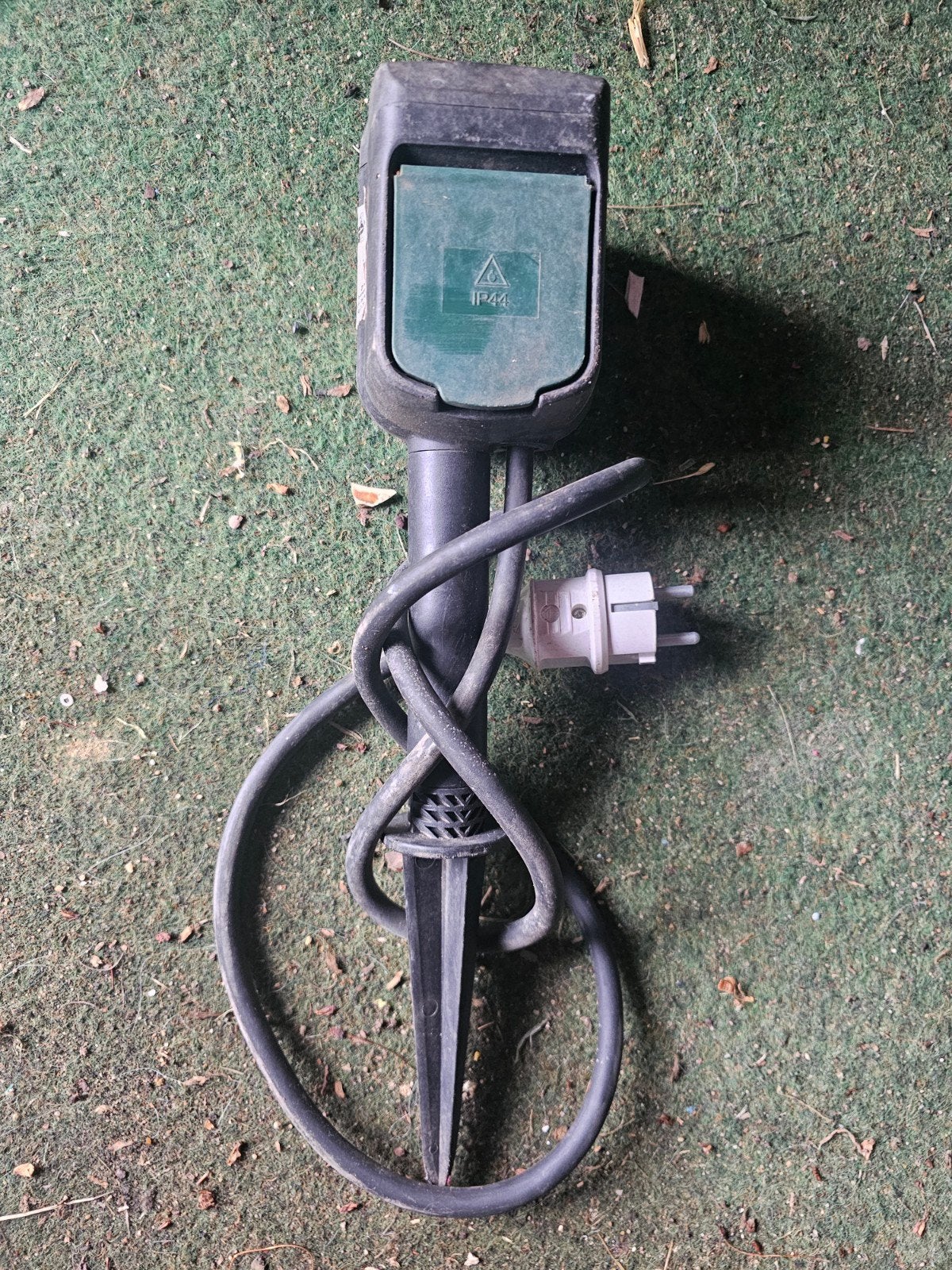 Buitenstopcontact met grondpen - IP44 waterbestendig, Kunststof, Gebruikt, Minder dan 50 watt, Overige typen