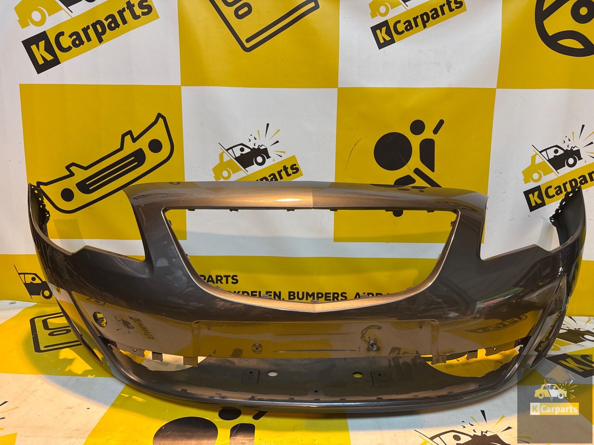 Opel meriva B voorbumper 13267699 origineel