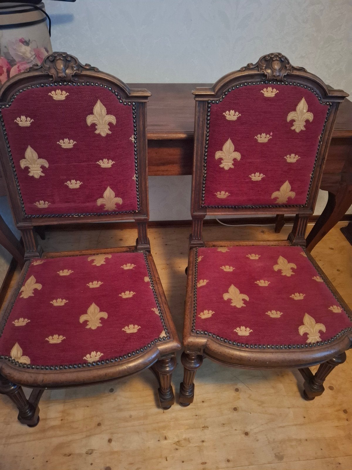 2 prachtige stoelen, Ophalen