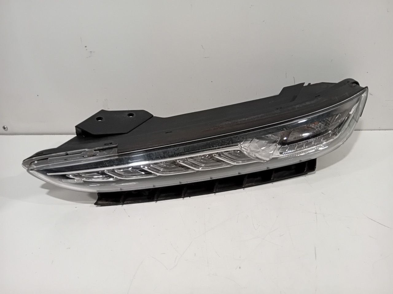 Dagrijverlichting links voor Hyundai Kona, Auto-onderdelen, Verlichting, Hyundai, Gebruikt, Herkomst onderdeel bekend, 12 maanden garantie