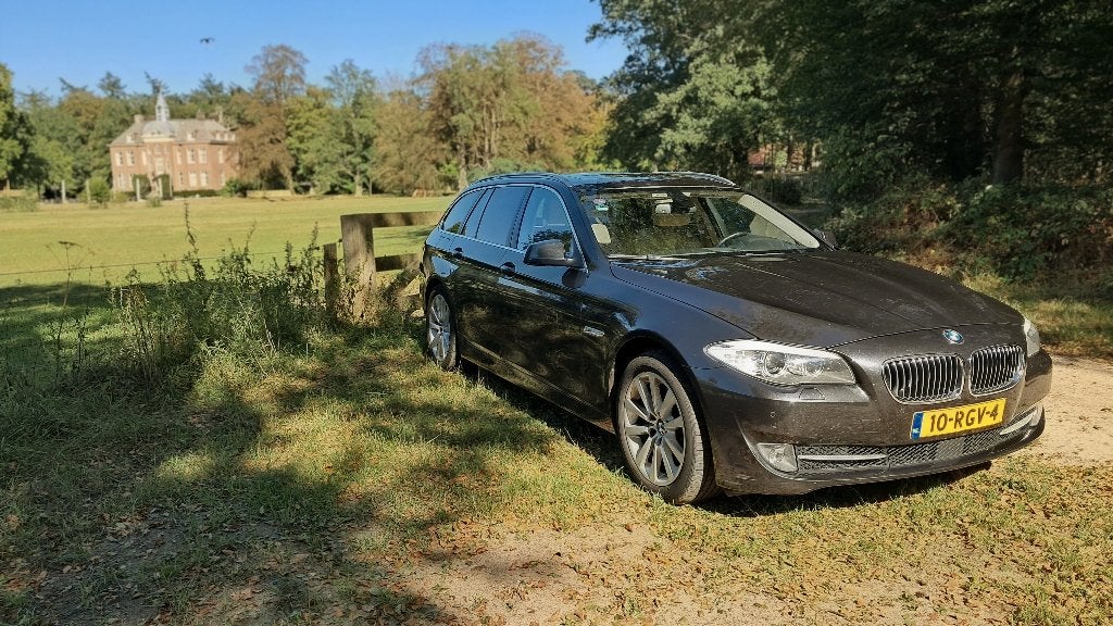 BMW 5-serie Touring 523i / Goed Onderhouden, Achterwielaandrijving, Beige, 2000 kg, 2996 cc
