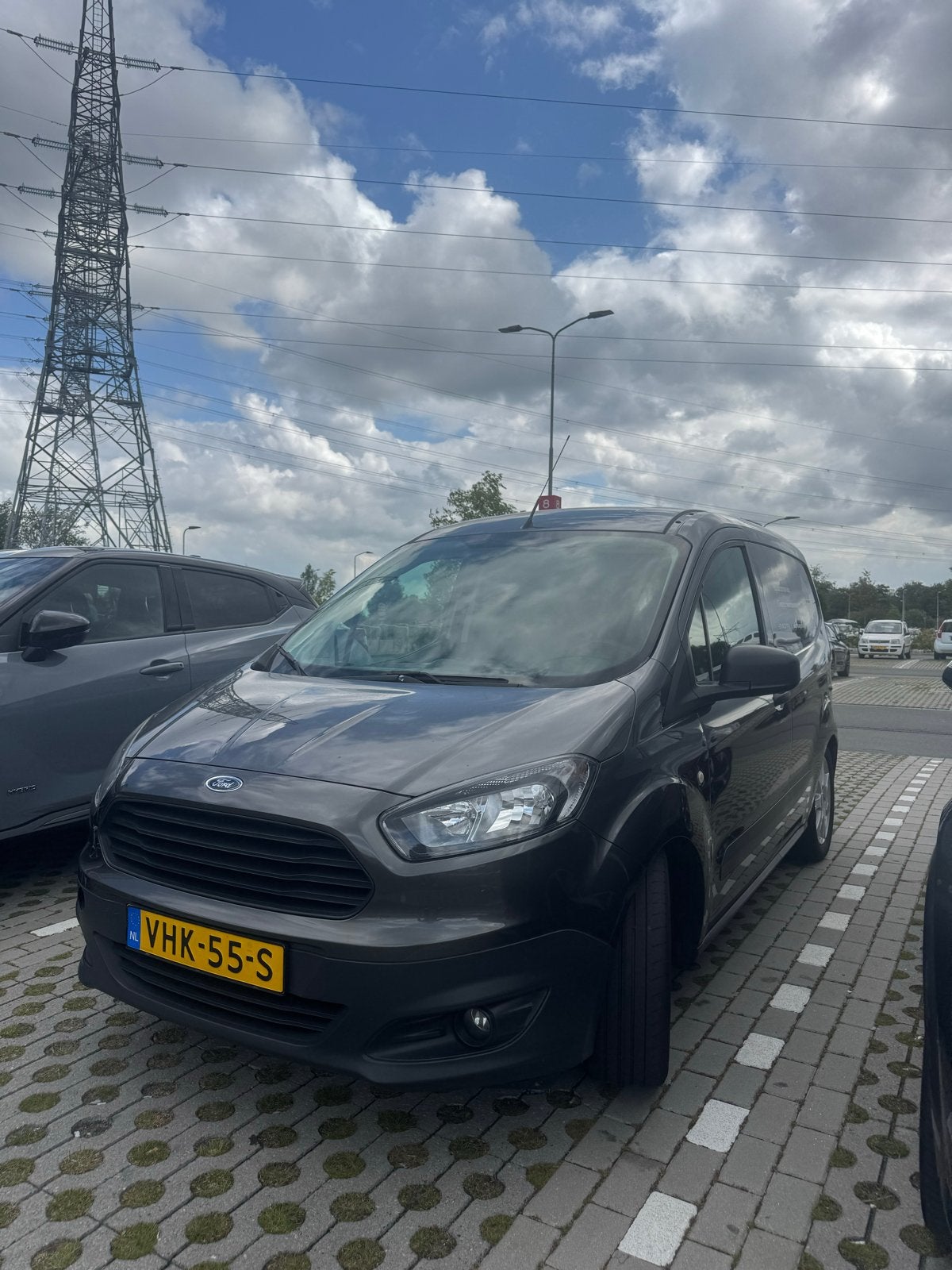 Ford Transit Courier GB 1.6 Tdci 95pk 2016 Grijs, Auto's, Voorwielaandrijving, Bedrijf, 2 stoelen, 1560 cc