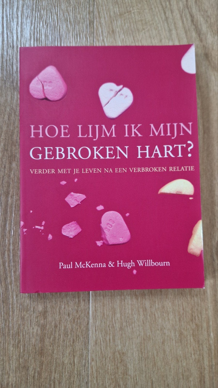 Paul McKenna - Hoe lijm ik mijn gebroken hart?, Ophalen of Verzenden, Zo goed als nieuw