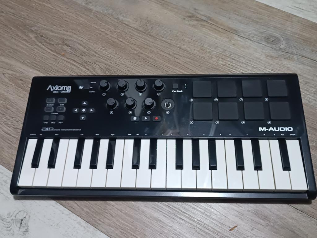 M-Audio Axiom Air mini 32, Ophalen of Verzenden, Zo goed als nieuw, 49 toetsen, Overige merken