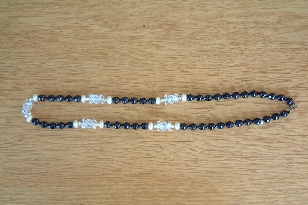 kralen ketting nr.3 zwart met parels en doorzichtige kralen, Sieraden, Tassen en Uiterlijk, Kettingen, Ophalen of Verzenden, Zo goed als nieuw