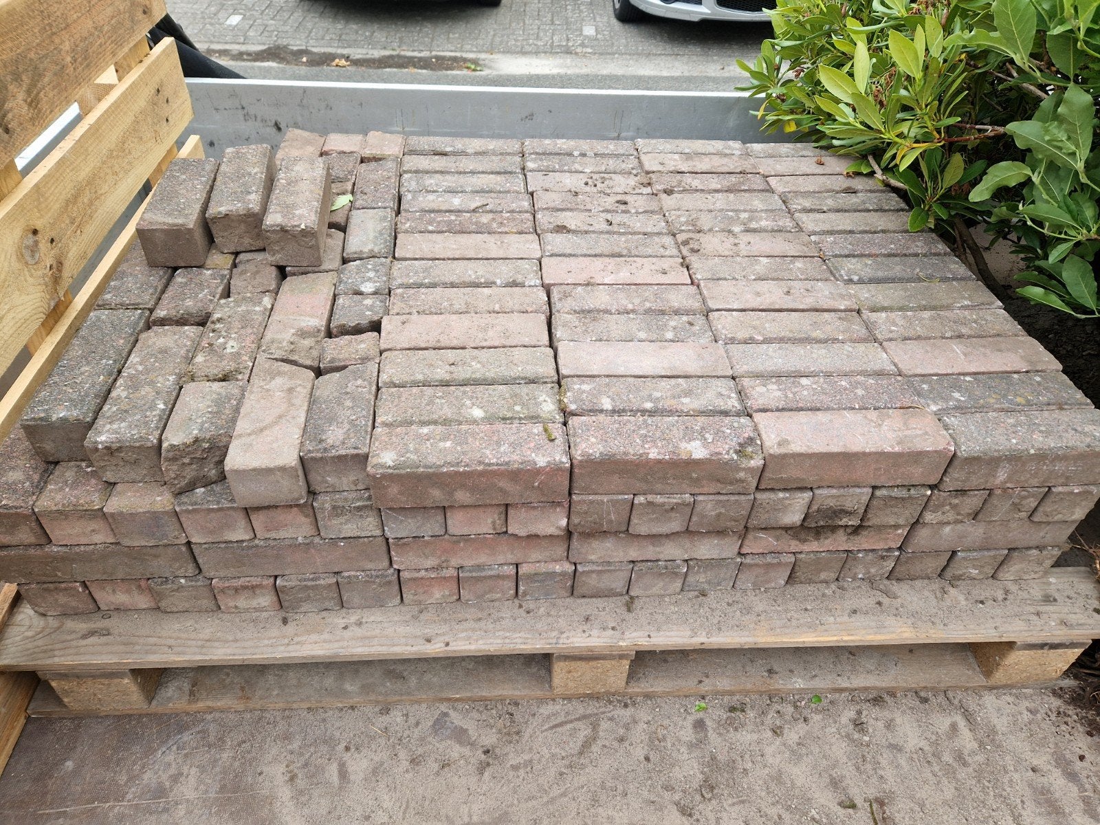 Klinkers ongeveer 240 stuks, Tuin en Terras, Ophalen, Beton, Klinkers