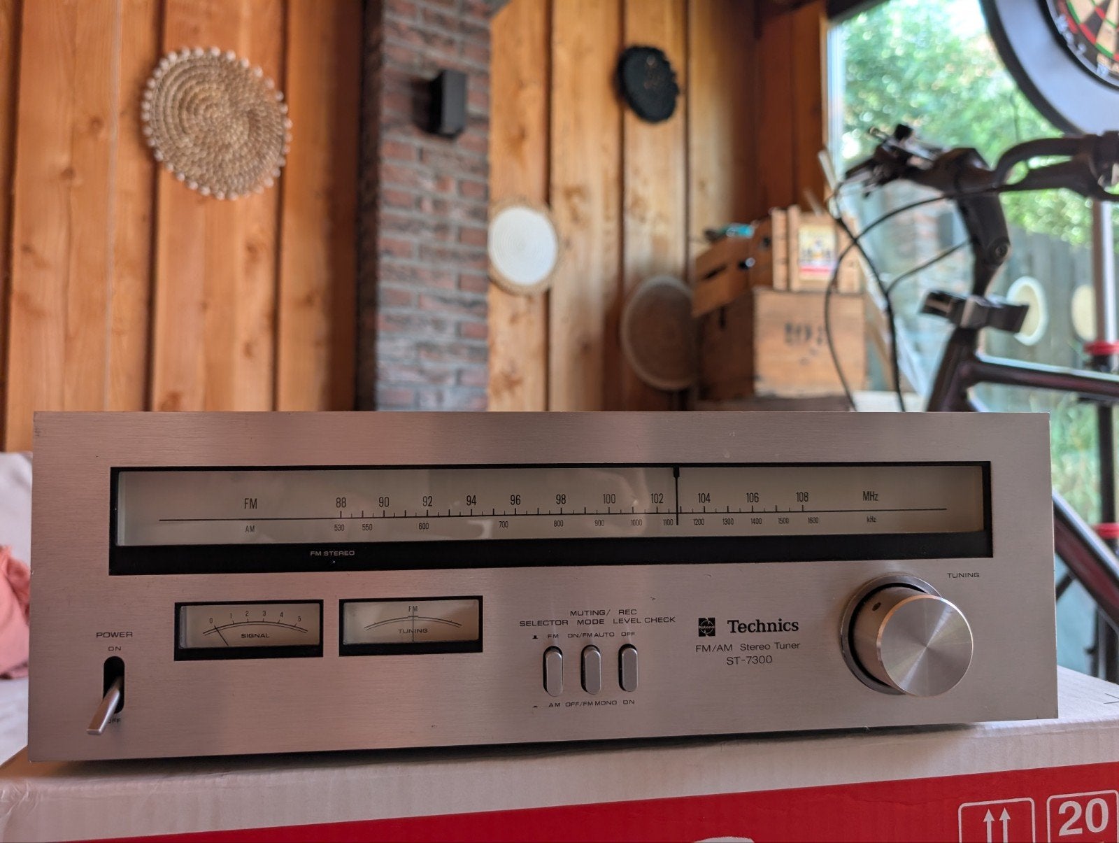 Technics ST-7300 FM/AM Stereo Tuner - Vintage Audio, Ophalen of Verzenden, Gebruikt, Analoog