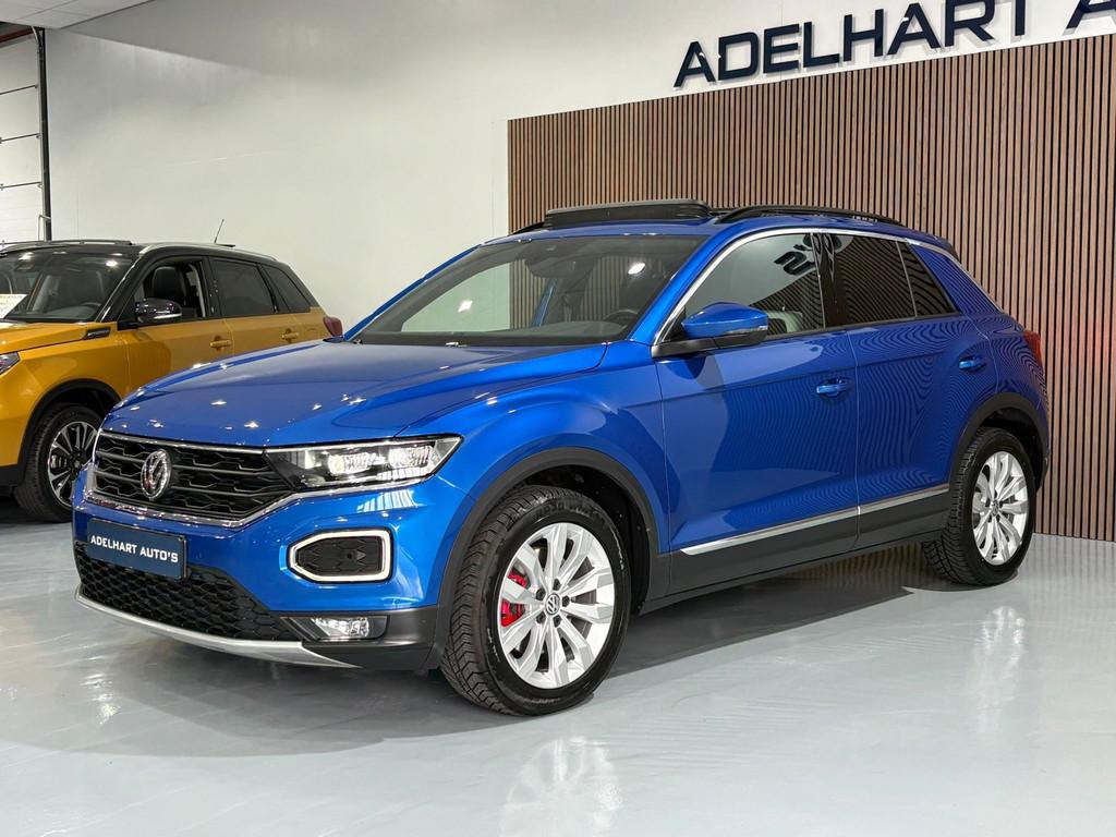 Volkswagen T-Roc 1.5 TSI Sport DSG Automaat / Digital Cockpi, Zwart, 4 cilinders, 150 pk, Blauw