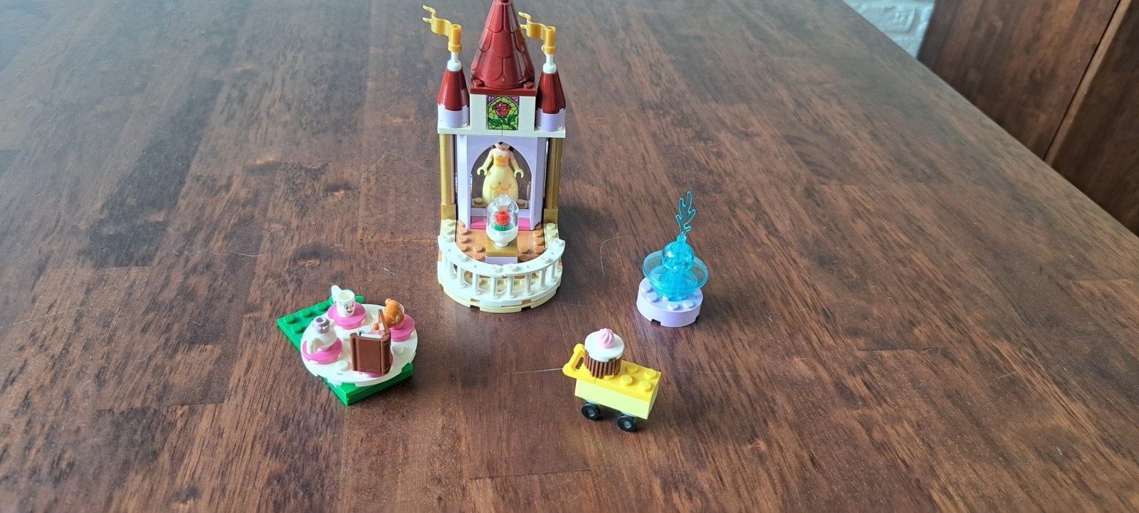 Lego Juniors Disney Princess Belle's Sprookjeskasteel, Ophalen, Compleet, Lego, Zo goed als nieuw
