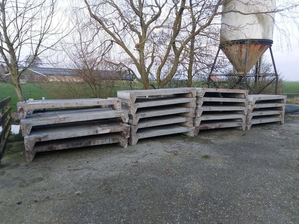 Ligboxen / ligboxdekken / boxdekken, Dieren en Toebehoren, Stalling en Weidegang
