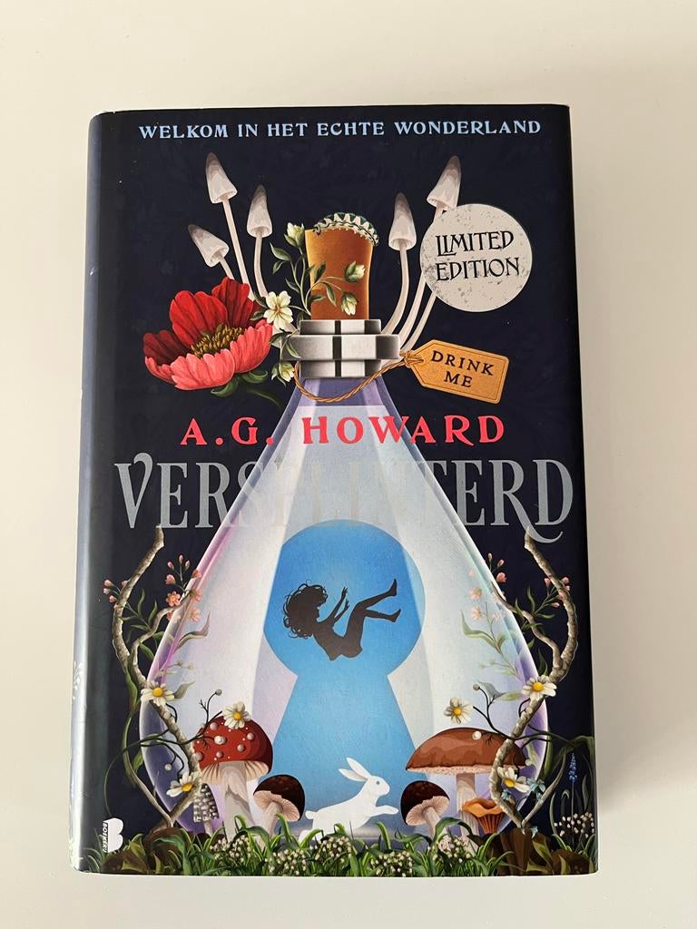 Versplinterd - A.G. Howard (Limited Edition), Ophalen of Verzenden, Zo goed als nieuw