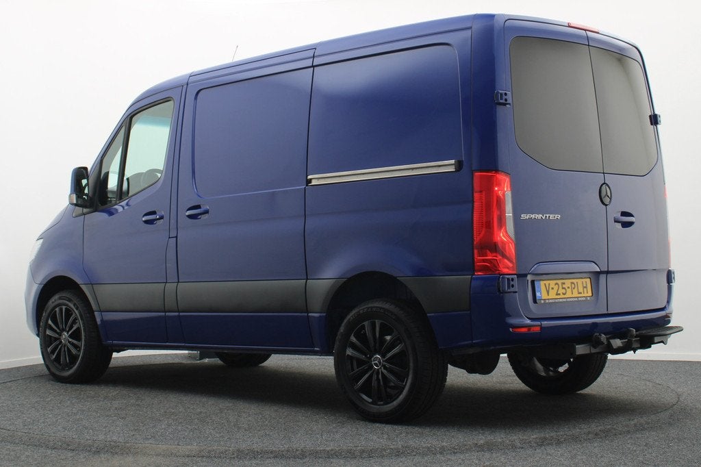Mercedes-Benz Sprinter 317 L1H1 RWD Automaat 2x schuifdeur,, Automaat, Achterwielaandrijving, Gebruikt, Zwart