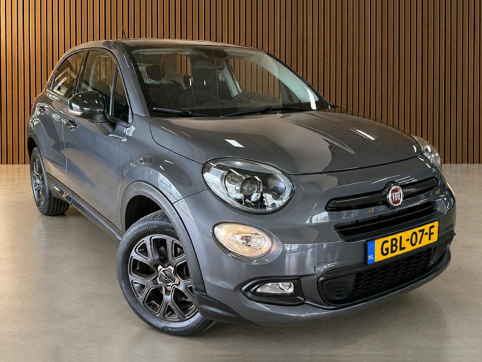 Fiat 500X 1.6 S-Design | Sensoren | Navigatie | Airco | Crui, Auto's, Voorwielaandrijving, Gebruikt, Euro 6, 500X