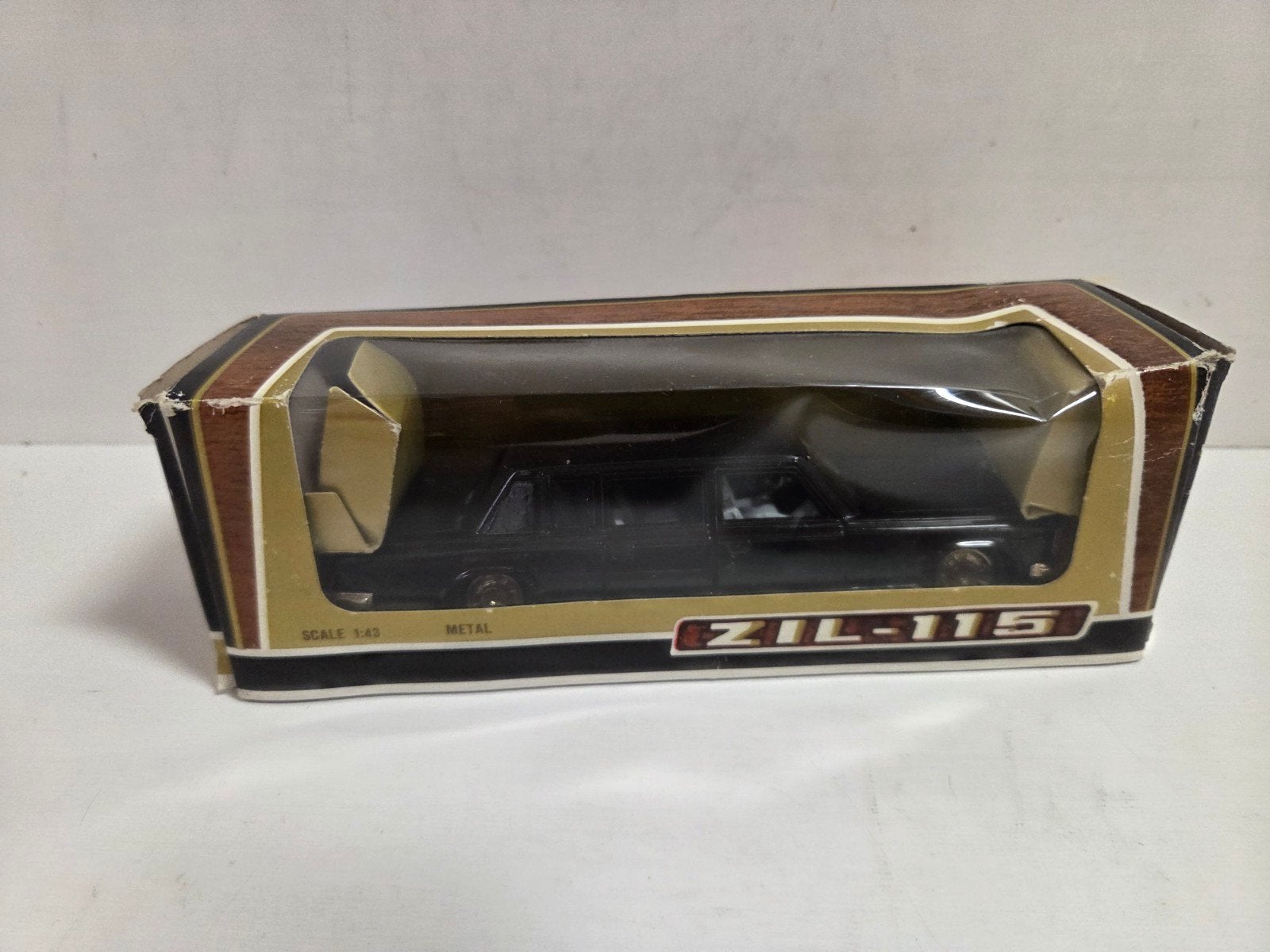Novoexport USSR Zil-115 Limousine 1:43, Hobby en Vrije tijd, Modelauto's | 1:43, Overige merken, Auto, ., Ophalen of Verzenden