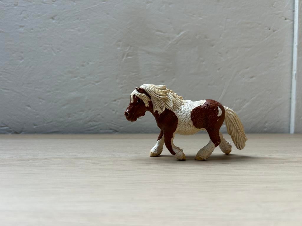 Schleich shetlander merrie 63, Verzamelen, Dierenverzamelingen, Ophalen of Verzenden, Zo goed als nieuw, Paard, Beeldje of Figuurtje