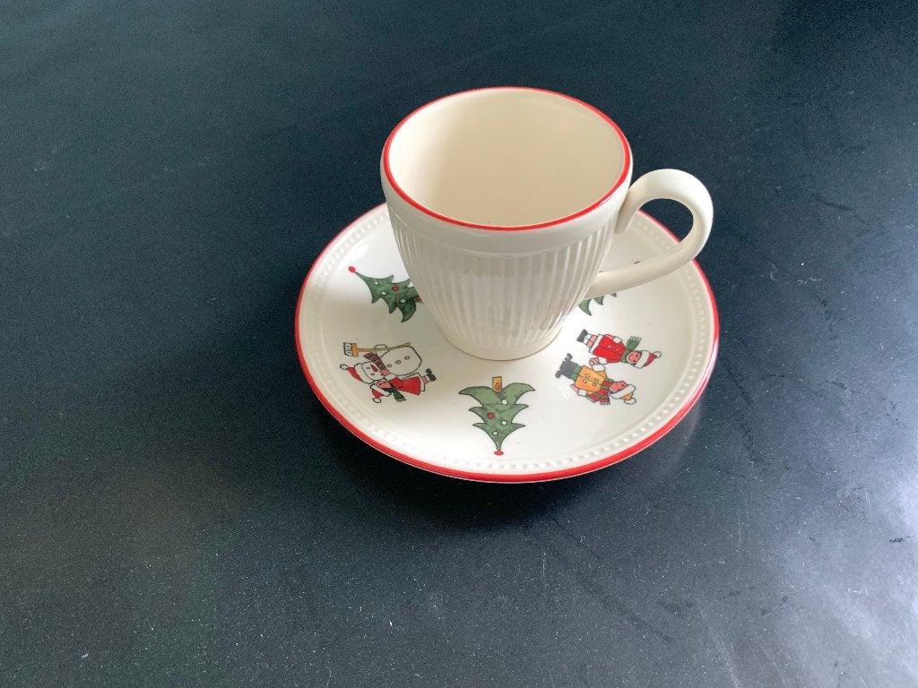 Wedgwood kop en schotel thema kerst, Klassiek, Ophalen of Verzenden, Zo goed als nieuw, Kop(pen) en/of Schotel(s)