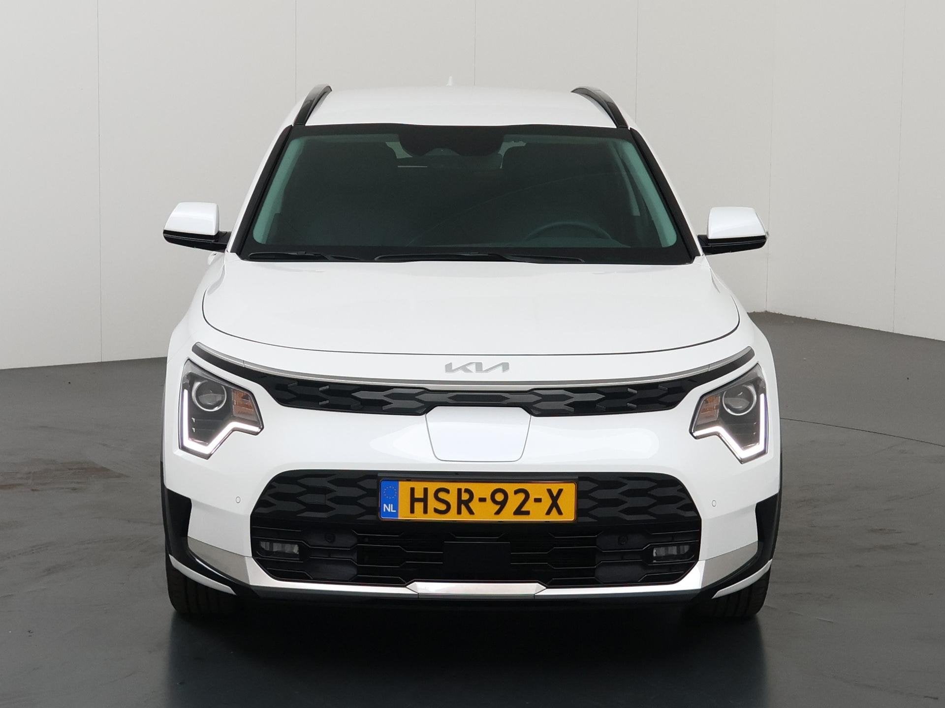 Kia Niro EV Light Advanced 64.8 kWh | Stoel / Stuurwielverwa, Auto's, Kia, Gebruikt, 750 kg, 1657 kg, Leder en Stof