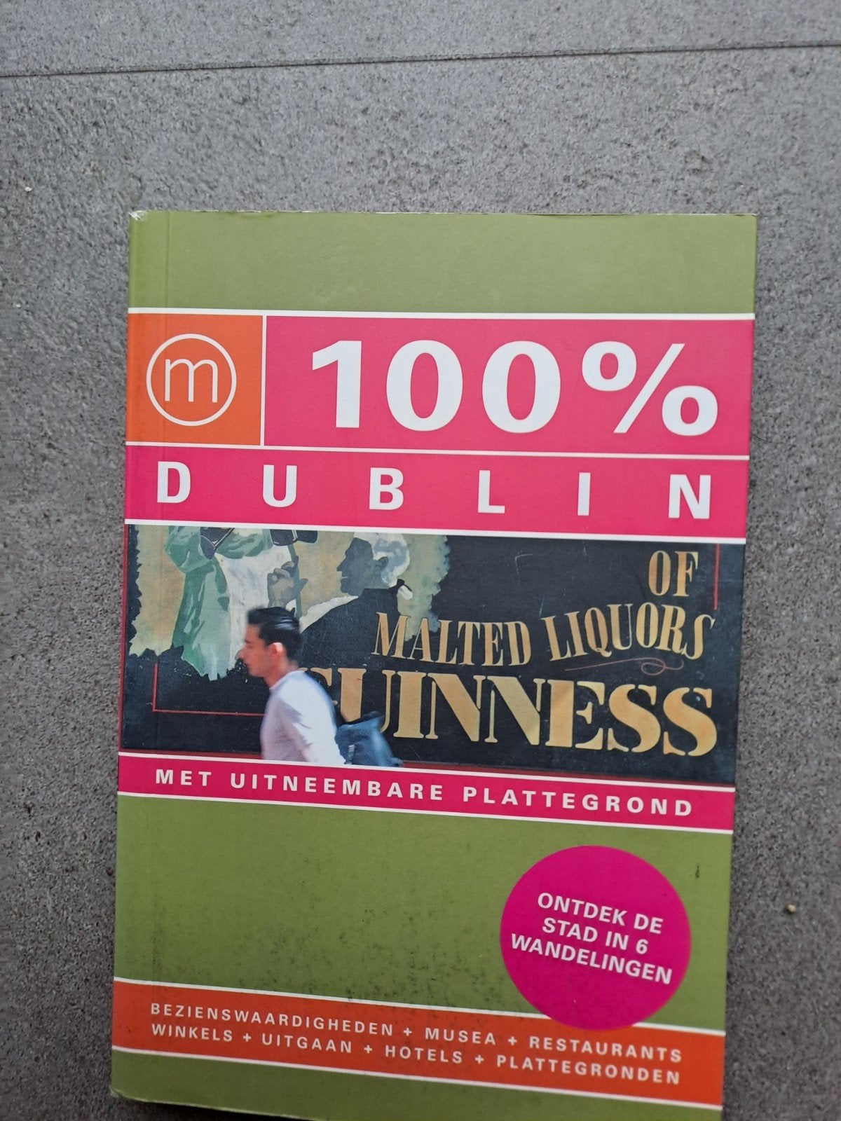 100% Dublin Reisgids met uitneembare plattegrond, Europa, Ophalen of Verzenden, Reisgids of -boek, Gelezen