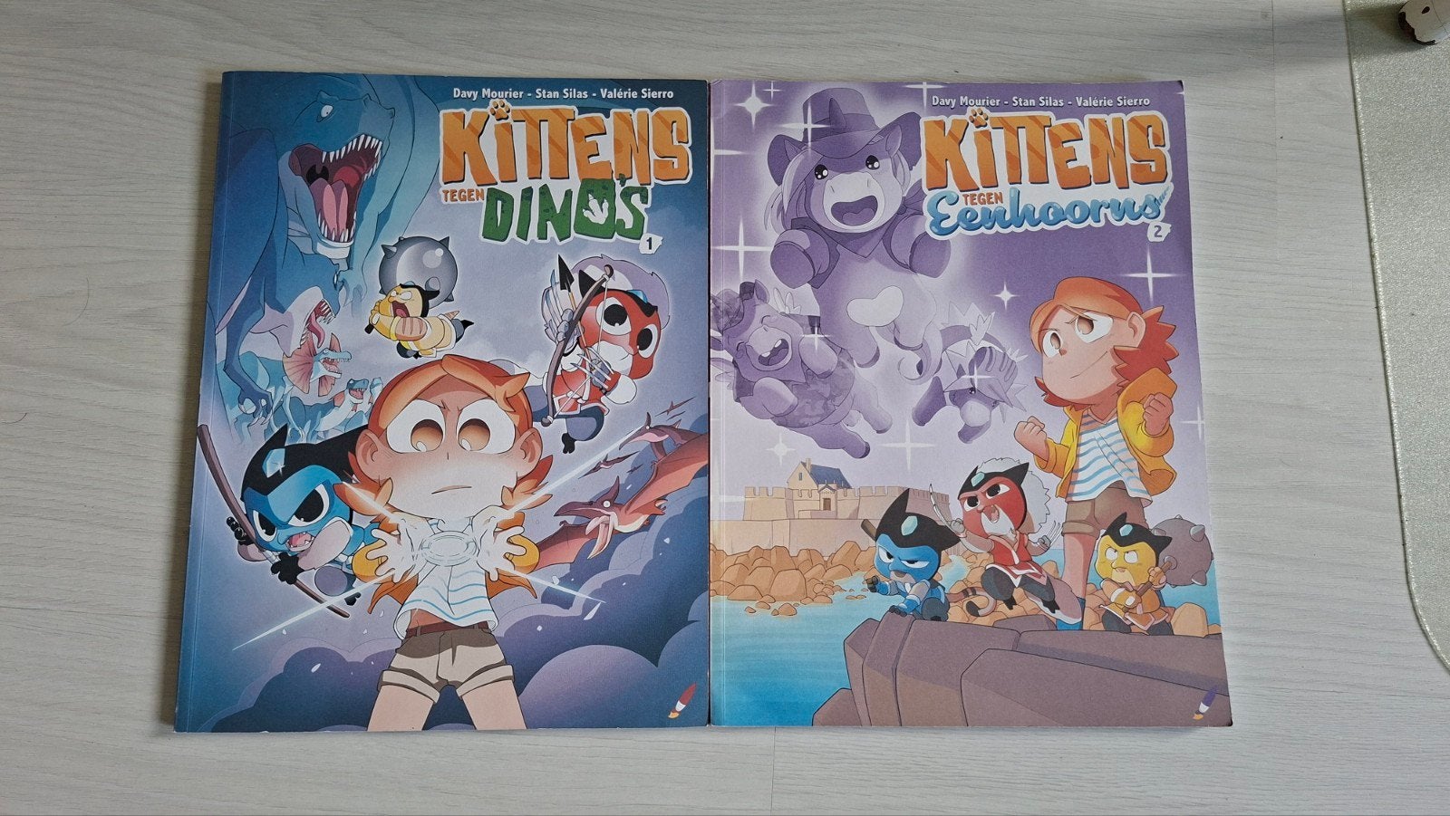 Kittens tegen... 2 delen., Meerdere stripboeken, Ophalen, Zo goed als nieuw