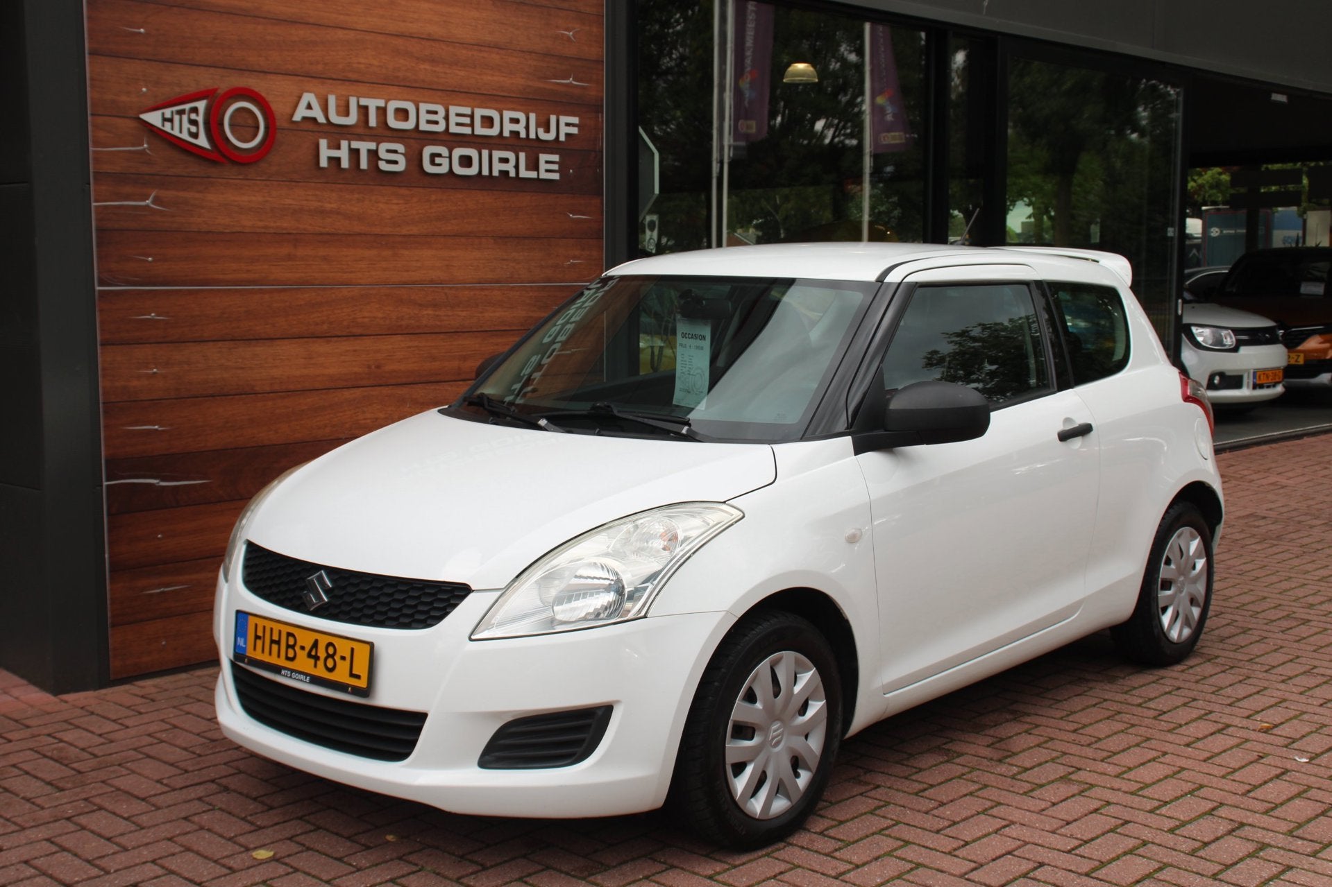 Suzuki SWIFT 1.2 Base, Auto's, Voorwielaandrijving, Stof, Gebruikt, 400 kg