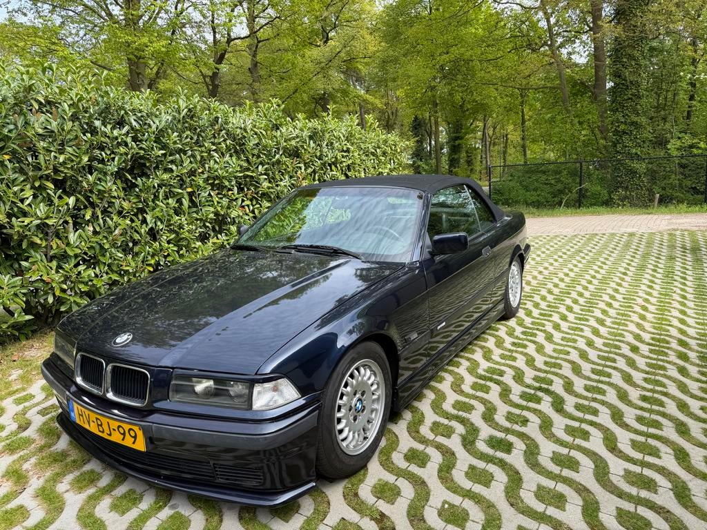 BMW 3-Serie 1.8 I 318 Cabriolet E2 1994 Blauw, Auto's, BMW, Achterwielaandrijving, 4 cilinders, Cabriolet, Blauw