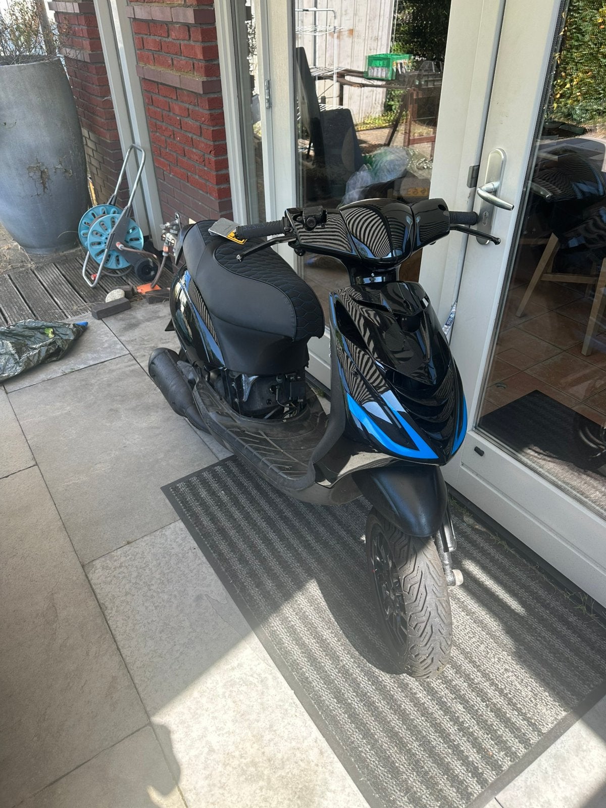 Zip 172 AC BROM, Ophalen, Zo goed als nieuw, Benzine, Zip