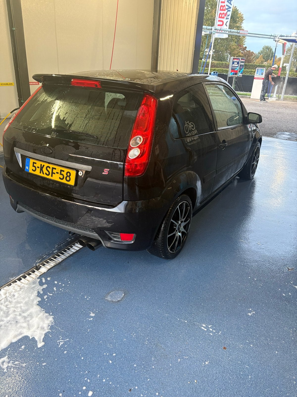 Ford Fiësta 1.6 16V 3DR 2006 Zwart, Ophalen of Verzenden